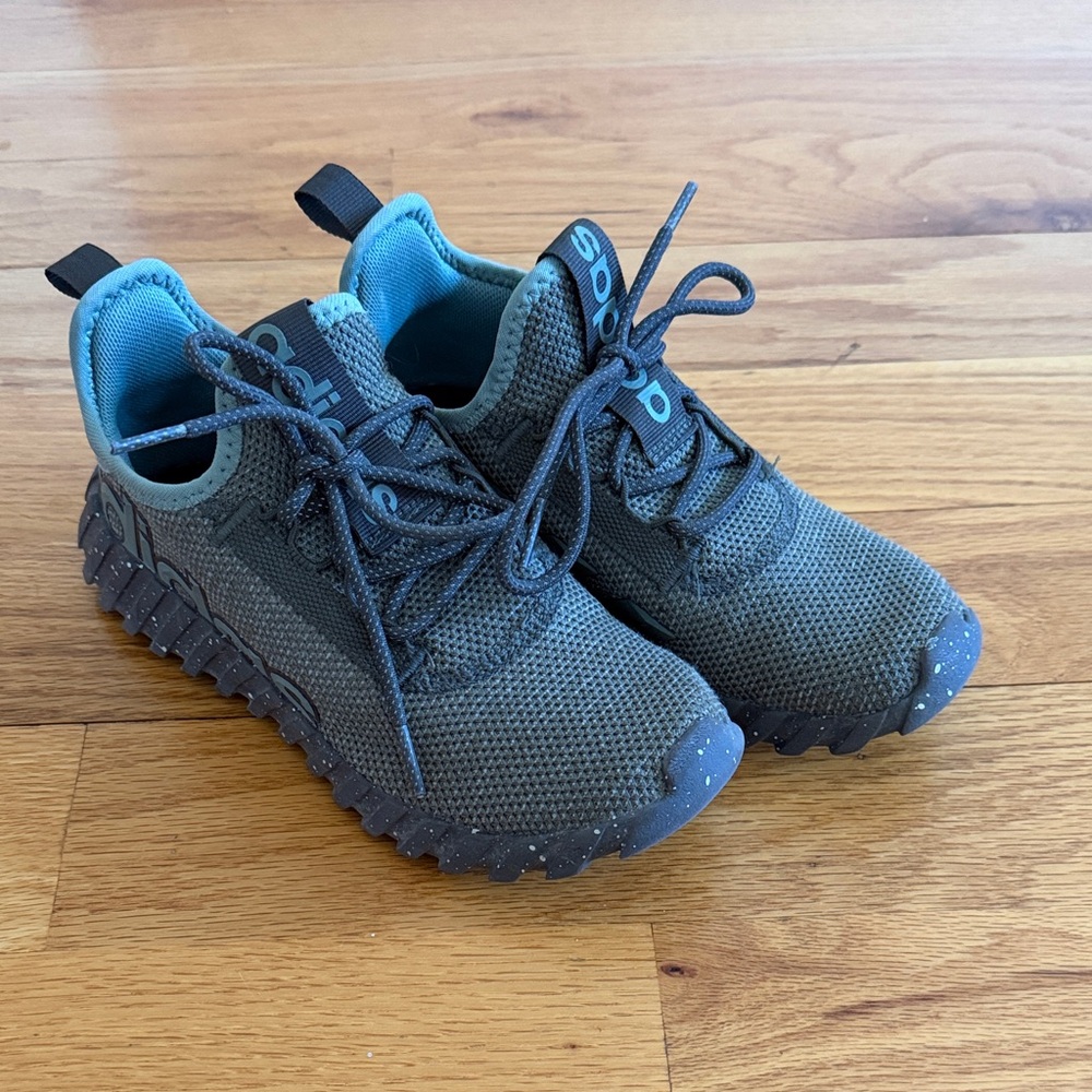 Adidas Kaptir 3.0 Shadow Olive/Silver Green/White Boys 2.5